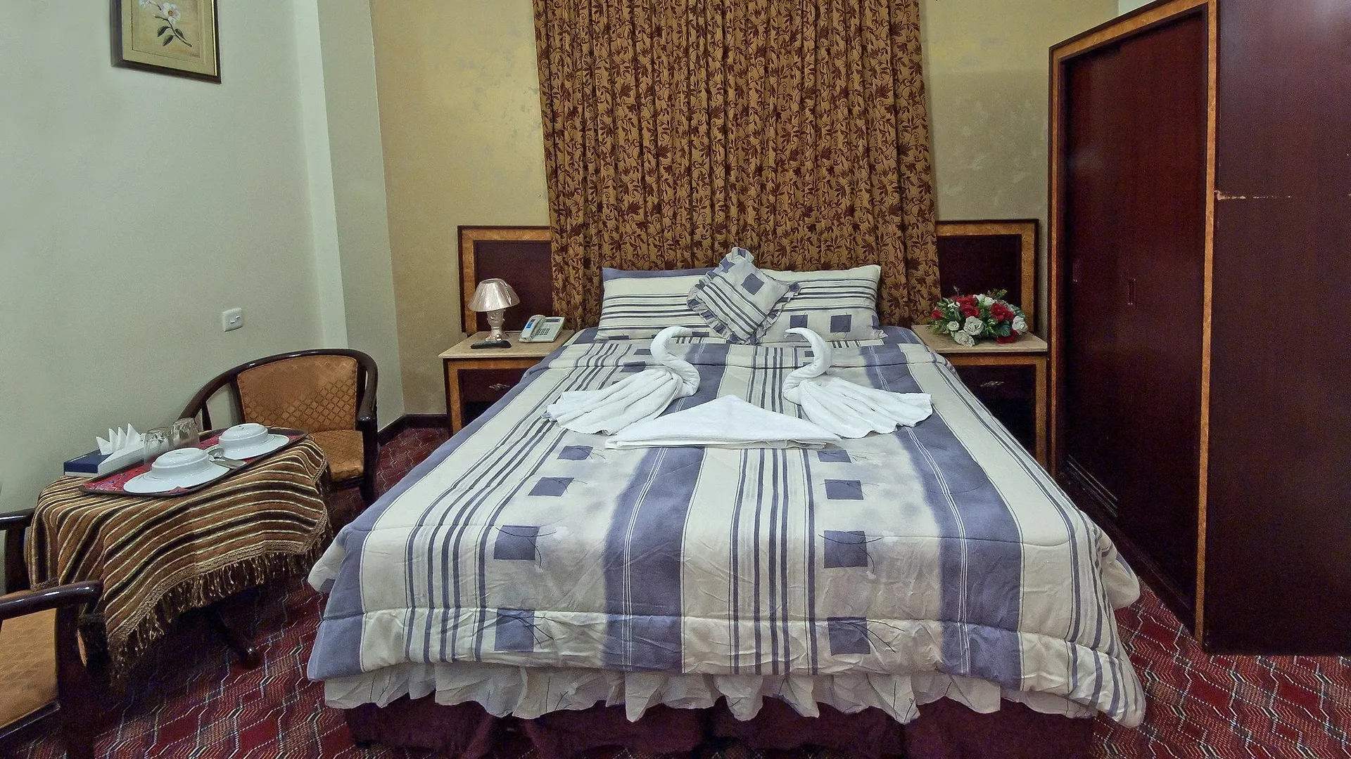 *** Hotel فندق ديار المدينة Medina Saudi Arabia